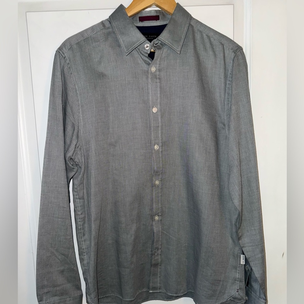 Ted Baker London Gray/Green 100% Cotton Herringbone Button-Down Shirt - Picture 3 of 8